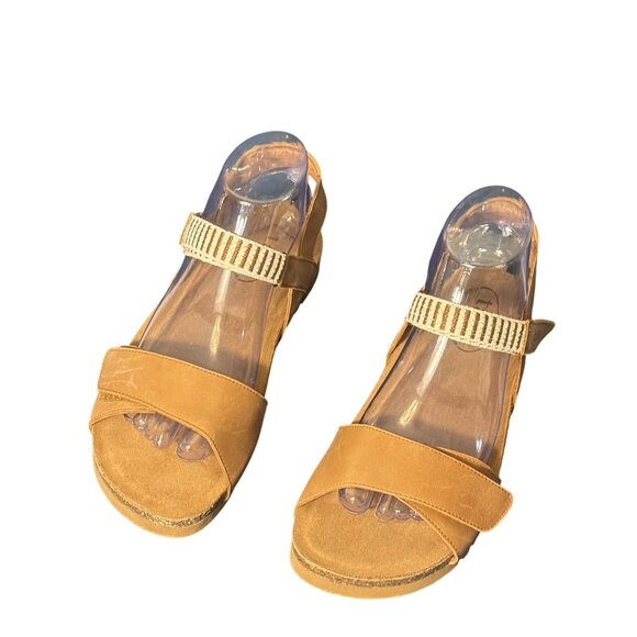 Taos Womens Leather Adjustable Strap Sandals Size 9 Tan Comfortable Casual Every - Picture 2 of 6